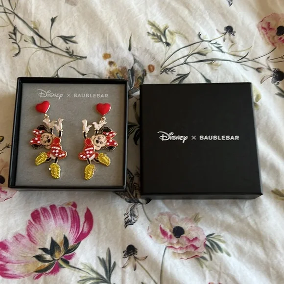 Disney x Baublebar Dancing Minnie Earrings - Picture 2 of 2